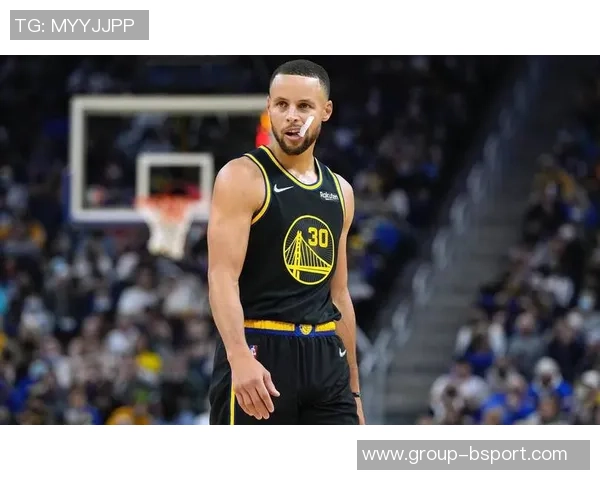 库里42分6助攻7篮板表现惊艳美网友称其为掘金之父历史最佳控卫