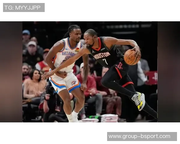 火记：雷霆球员对抗杜兰特表现不佳关键时刻犯规与防守依然出色