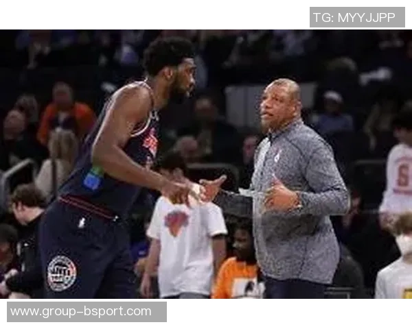 老里称恩比德为最具天赋球员但季后赛始终未能完全健康