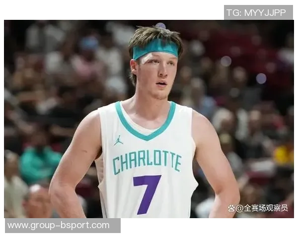 克尼佩尔连续三场得分20首次突破30分表现出色助球队赢得胜利 克尼佩尔连续三场得分20首次突破30分表现出色助球队赢得胜利