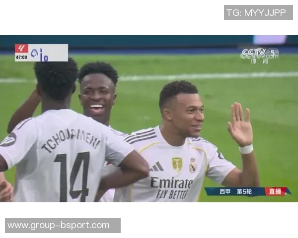 姆巴佩与维尼修斯温馨合影传递友谊力量永远支持彼此的信念