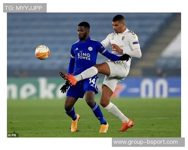 法媒报道切尔西前中卫祖马与山东泰山达成口头协议将签约一年加一年